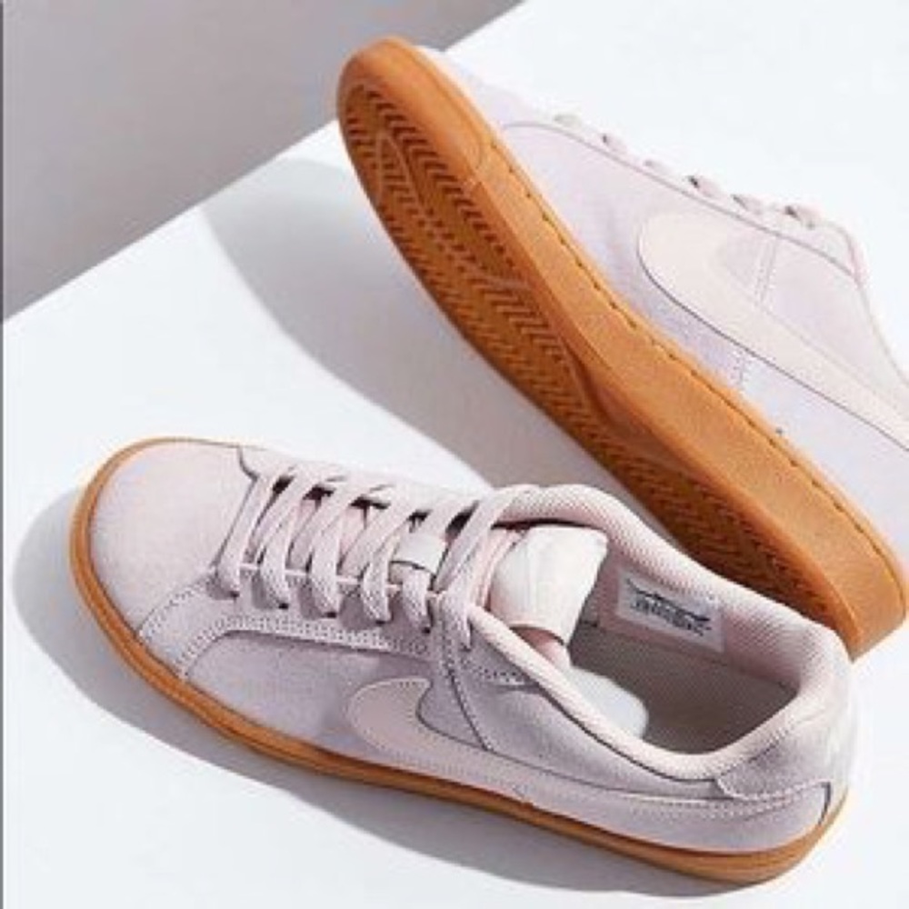 NEW Nike x Urban Outfitters Court Royale Sneakers - Picture 4 of 4